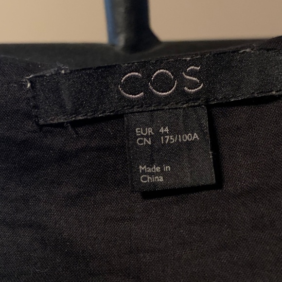 COS | Black Velvet Top - Picture 3 of 4